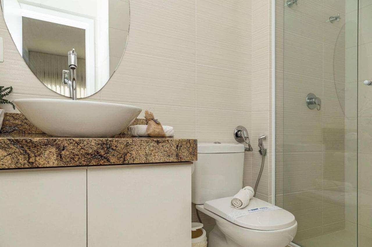 Punta Blu 102-7 - Apartamento De Alto Padrao Em Condominio Exclusivo, Quadra Poliesportiva - Piscina - Portaria 24H. 봄비나스 외부 사진